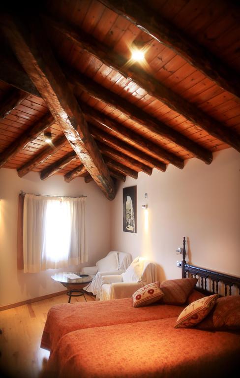 Hotel Can Borrell Meranges エクステリア 写真