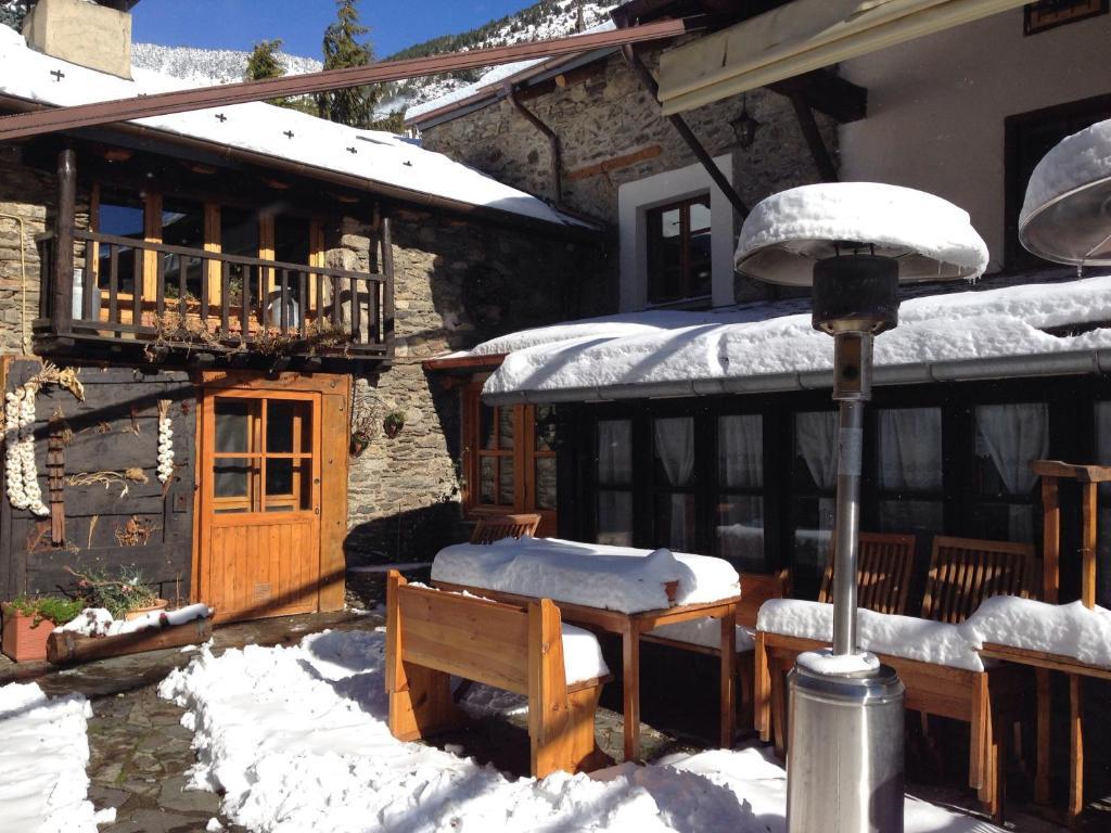 Hotel Can Borrell Meranges エクステリア 写真